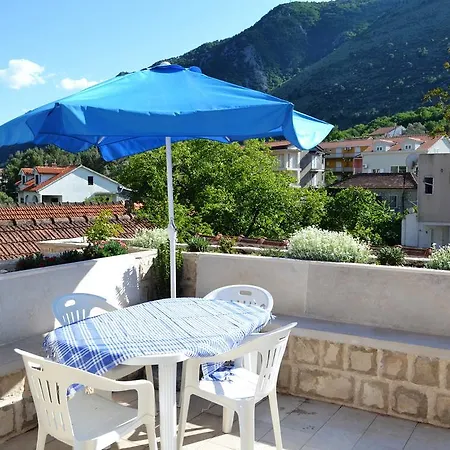 Lanterna Apartments Kotor Zimmer foto