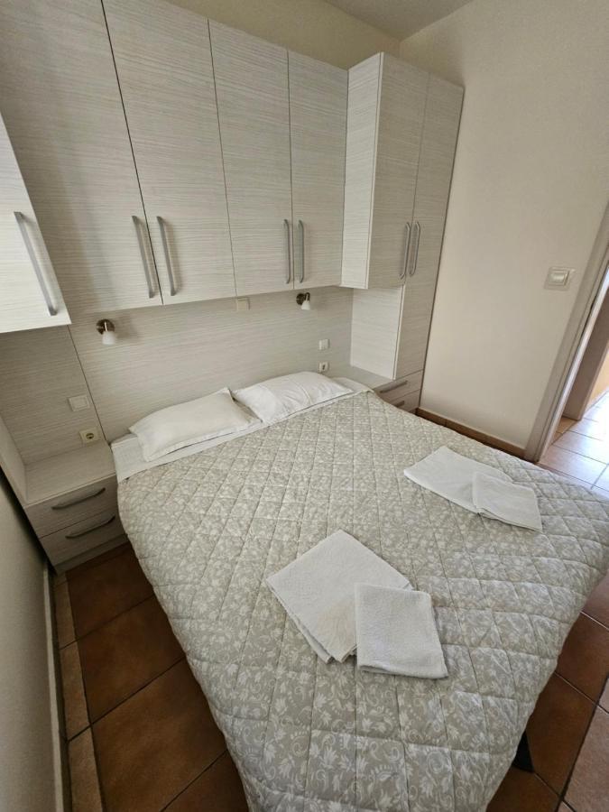 Lanterna Apartment *