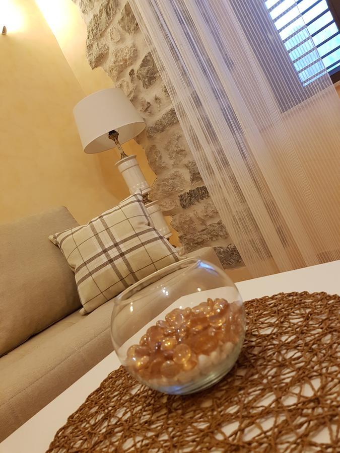 Lanterna * Kotor