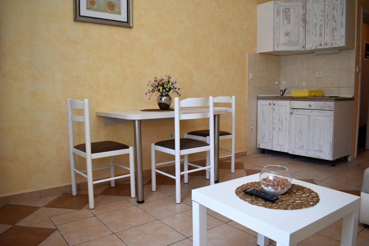 Apartment Lanterna Kotor