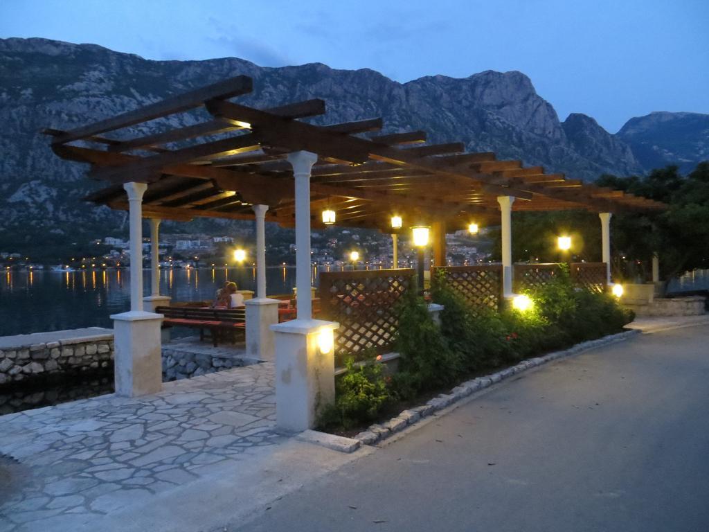 Lanterna Kotor