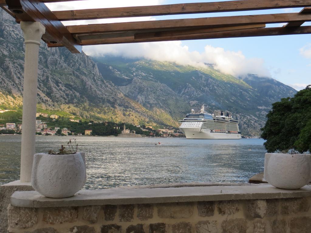 Lanterna Apartment Kotor